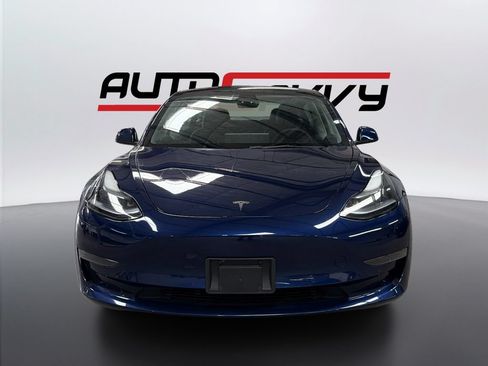 Used 2022 Tesla Model 3 RWD image 2