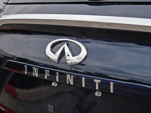 Used 2023 INFINITI QX50 Luxe AWD/4WD image 9