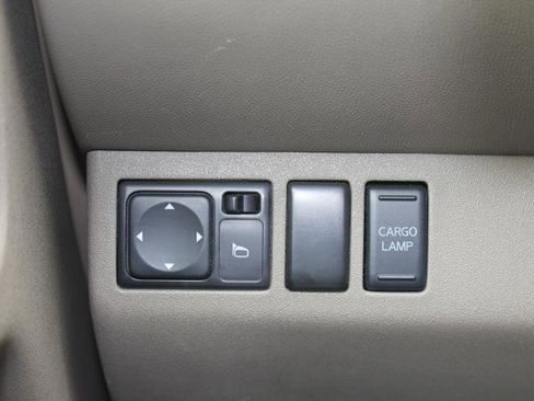 Used 2014 Nissan Frontier SV image 20