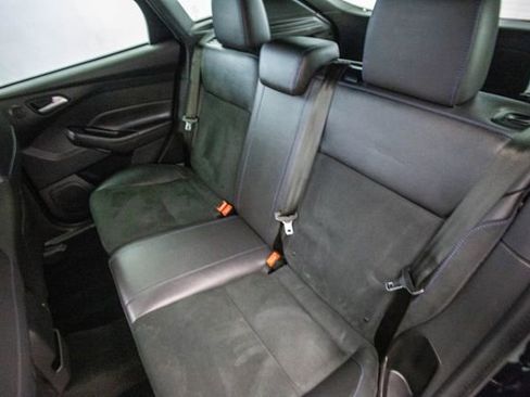 Used 2016 Ford Focus RS image 25