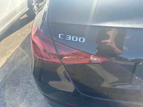 Used 2025 Mercedes-Benz C 300 Sedan image 6