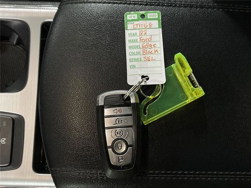 Used 2022 Ford Edge SEL w/ Convenience Package image 19