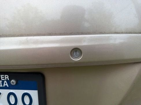 Used 2010 Toyota Corolla image 21