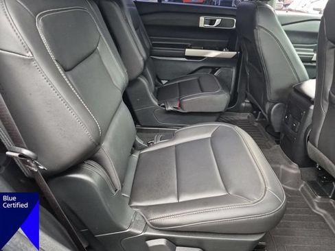 Certified 2023 Ford Explorer XLT w/ Equipment Group 202A RWD image 33