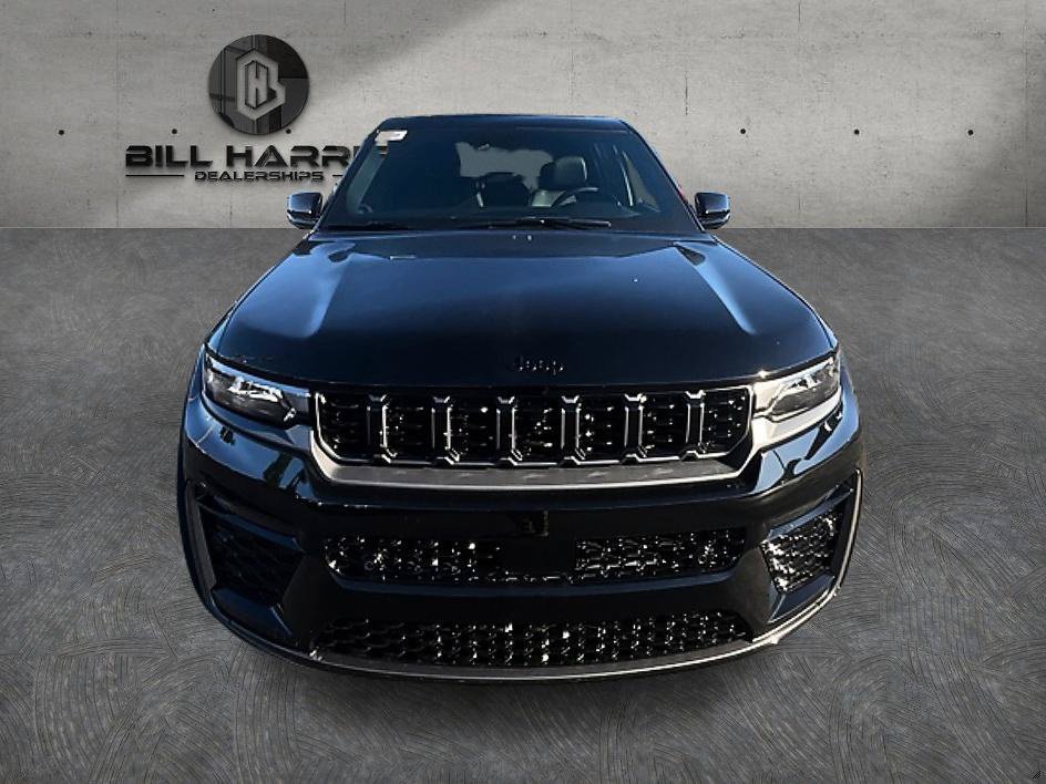 New 2027 Jeep Grand Cherokee Limited AWD/4WD image 3