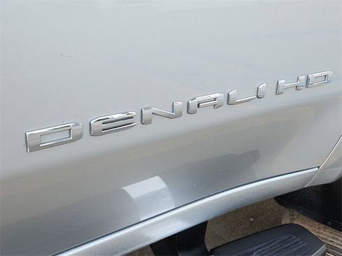 Certified 2020 GMC Sierra 3500 Denali w/ Denali Ultimate Package image 33