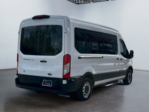 Used 2025 Ford Transit 350 XLT RWD image 5