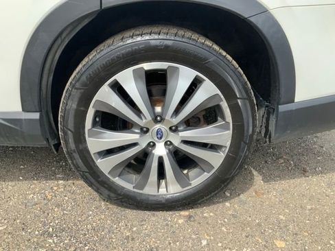 Used 2019 Subaru Ascent Limited image 5