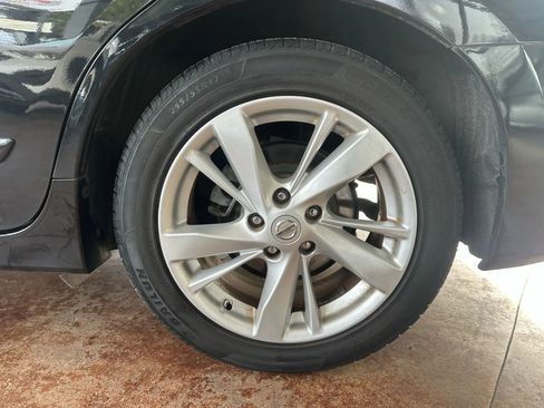 Used 2014 Nissan Altima 2.5 SV w/ Convenience Package image 25