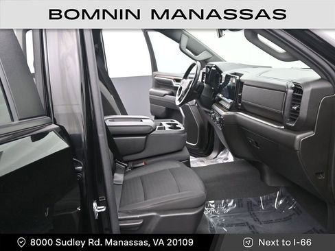 Used 2022 Chevrolet Silverado 1500 RST image 9