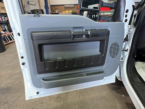 Used 2015 Ford F350 XL w/ Power Equipment Group image 10