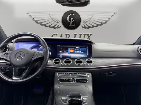 Used 2018 Mercedes-Benz E 300 image 10