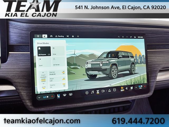 Used 2026 Rivian R1S Adventure Dual AWD/4WD image 32