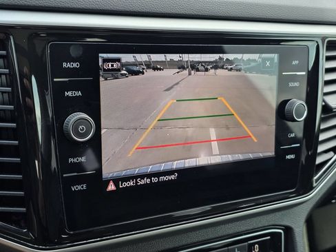 Used 2023 Volkswagen Atlas SE w/ Panoramic Sunroof Package FWD image 26