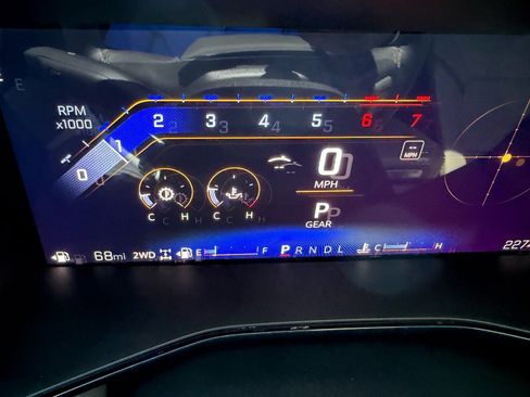 Used 2024 Chevrolet Colorado ZR2 w/ ZR2 Bison Edition AWD/4WD image 9
