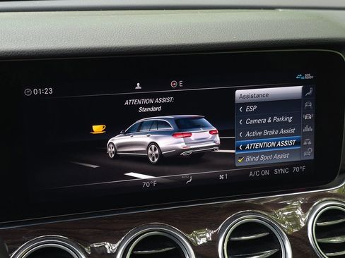 Used 2019 Mercedes-Benz E 450 4MATIC Wagon w/ Premium Package image 43