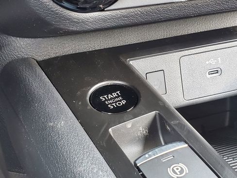 New 2026 Nissan Kicks SV AWD/4WD image 28