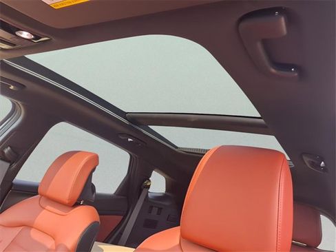 New 2025 Kia Sportage SX Prestige image 16