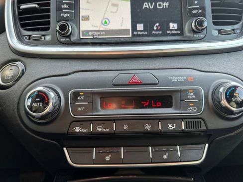 Used 2019 Kia Sorento SX image 14