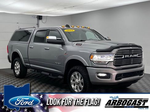Used 2019 RAM 2500 Laramie AWD/4WD image 1