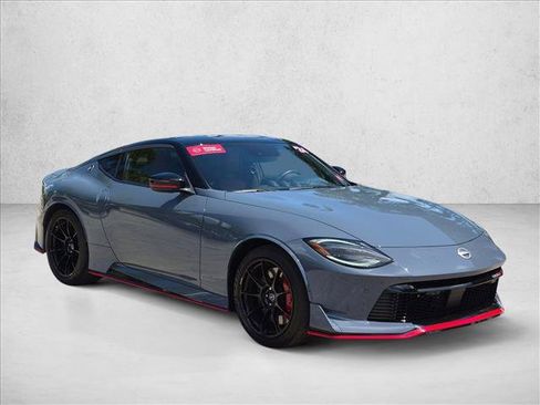 Certified 2024 Nissan Z NISMO w/ Floor Mat Package RWD image 3