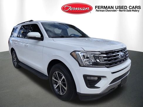 Used 2019 Ford Expedition XLT w/ Equipment Group 201A image 2