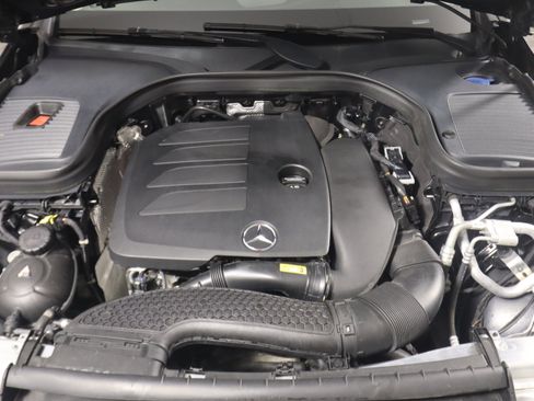 Used 2021 Mercedes-Benz GLC 300 image 20