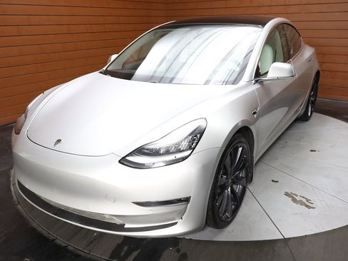 Used 2020 Tesla Model 3 Performance image 58