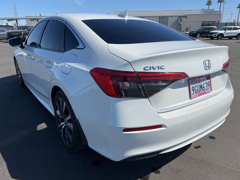 Used 2023 Honda Civic EX image 7