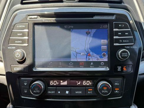 Used 2017 Nissan Maxima 3.5 SL FWD image 17