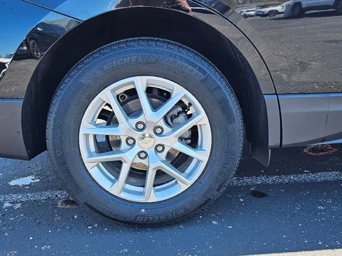Used 2024 Chevrolet Equinox LS w/ LPO, Floor Liner Package FWD image 8