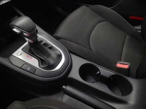 Used 2020 Kia Forte LXS image 26