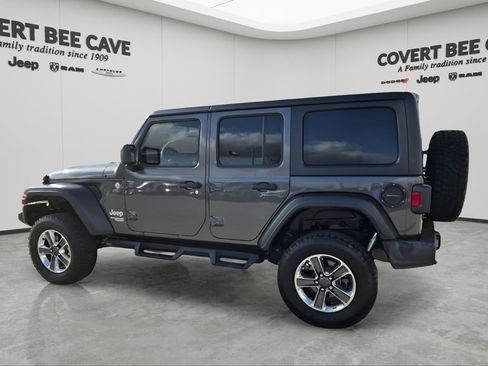 Used 2019 Jeep Wrangler Unlimited Sport S image 6
