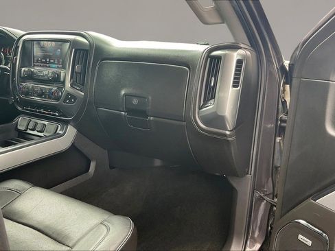 Used 2016 Chevrolet Silverado 1500 LTZ Z71 w/ LTZ Plus Package AWD/4WD image 27
