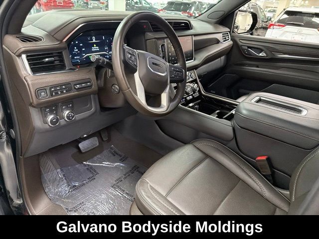 Used 2023 GMC Yukon XL Denali AWD/4WD image 19