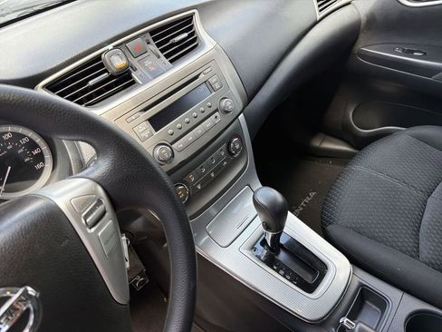 Used 2013 Nissan Sentra SR FWD image 25