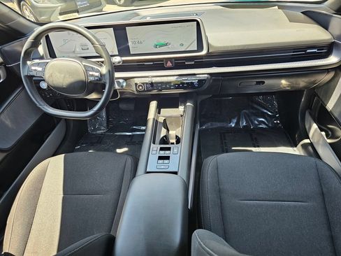 Used 2024 Hyundai Ioniq 6 SE RWD image 17
