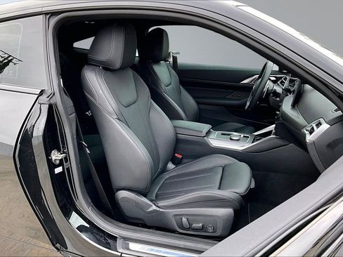 Used 2026 BMW 440i xDrive Coupe w/ Premium Package image 16