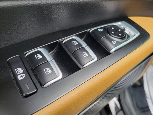 Used 2021 Kia Telluride SX w/ Towing Package FWD image 20