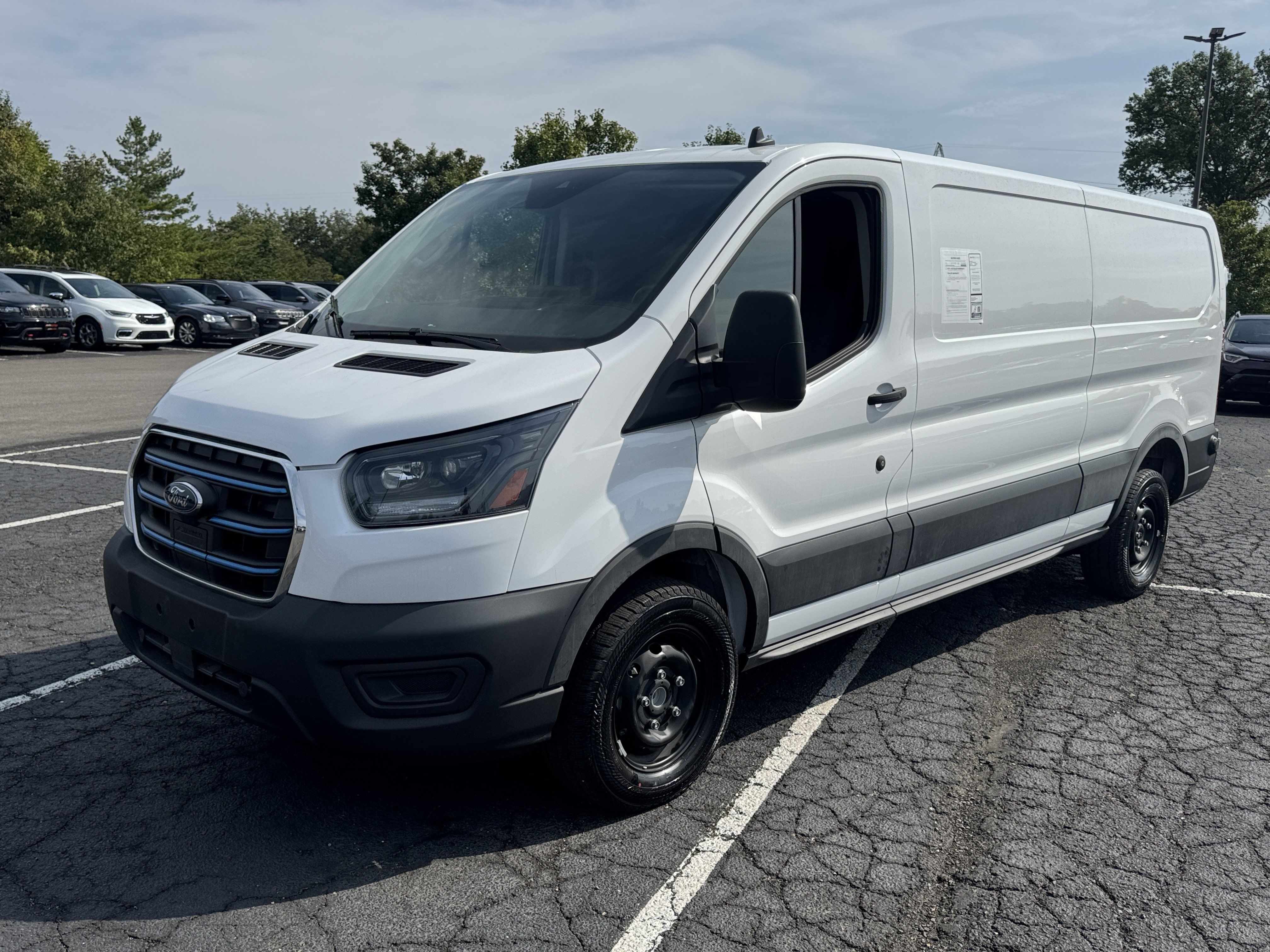 Used 2024 Ford E-Transit Low Roof RWD image 29