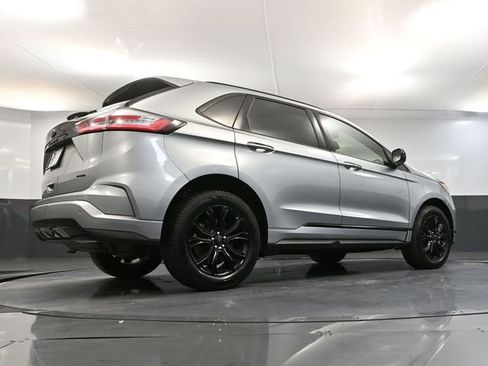 Used 2024 Ford Edge SE w/ Black Appearance Package AWD/4WD image 48