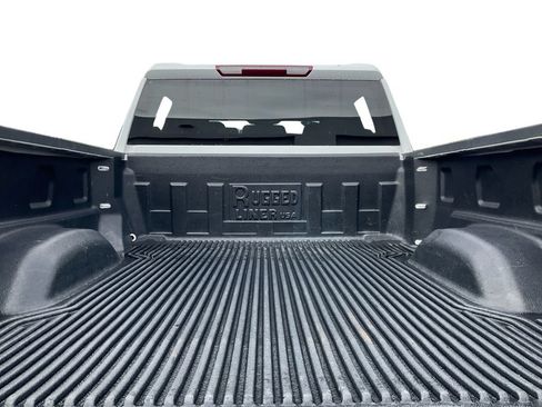 Used 2024 Chevrolet Silverado 2500 LT AWD/4WD image 30