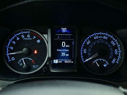 Used 2023 Toyota Tacoma TRD Off-Road w/ Technology Package AWD/4WD image 24