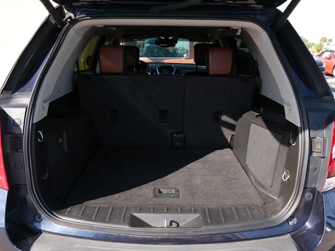 Used 2016 Chevrolet Equinox LTZ w/ Enhanced Convenience Package image 20