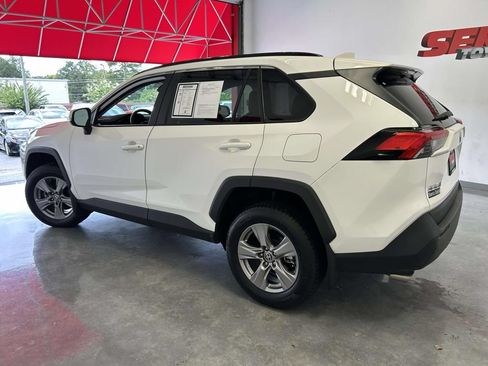 Used 2024 Toyota RAV4 XLE FWD image 6