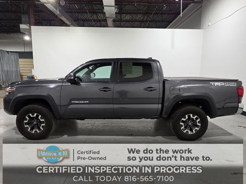 Used 2019 Toyota Tacoma TRD Off-Road image 1