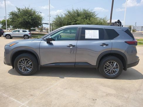 Certified 2026 Nissan Rogue S FWD image 8