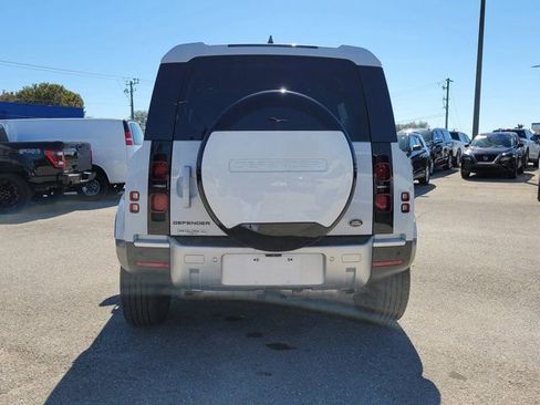 Used 2021 Land Rover Defender 110 S image 5