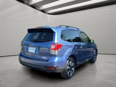 Used 2018 Subaru Forester 2.5i Premium AWD/4WD image 5