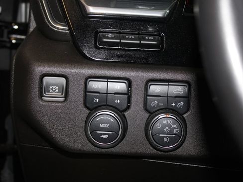 Used 2025 Chevrolet Silverado 1500 High Country w/ Midnight Edition AWD/4WD image 57